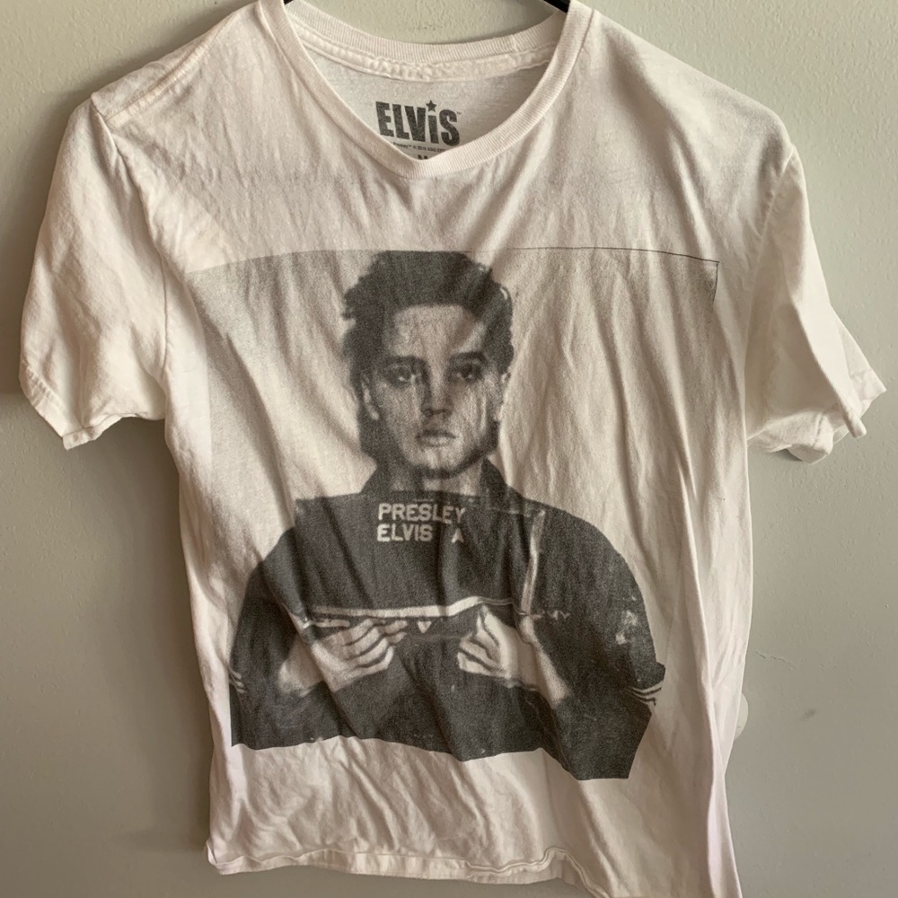 Medium Elvis Military t shirt